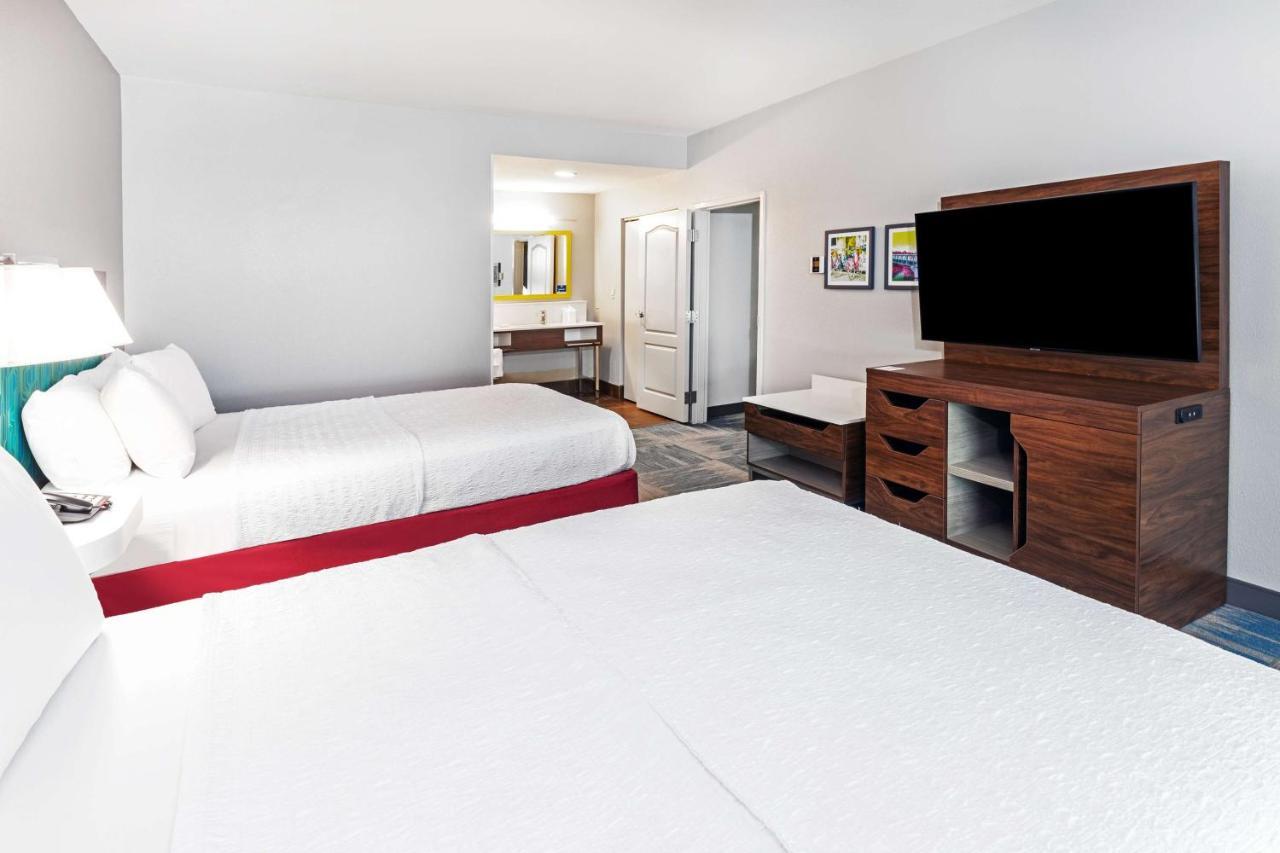 Hampton Inn And Suites Houston Heights I-10 מראה חיצוני תמונה